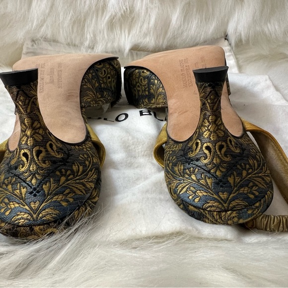 Manolo Blahnik Mayslibi 50💚 - Picture 7 of 9